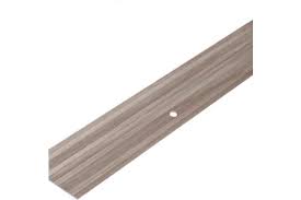 Угол 25*25 1,8 дуб аляска 824098