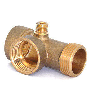 Тройник под манометр для насосной станции 4хода(3хода-1",1ход-1/4)17301