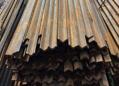 Уголок 25*25мм (4мм) 05584