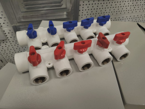 Коллектор кран шаровый комбинированный пластик PPR 32х1/2 Fх 5 выходов 71WG-15-153 903250