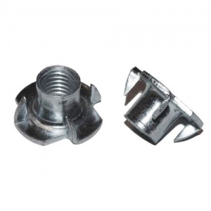 Гайка крыльчатая врезная ф6 53783