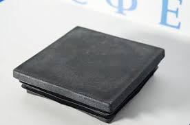 Заглушка пластиковая 100*100мм 68749