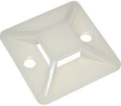 Площадка под хомут 40*40 белая 1уп-10шт СТ30566